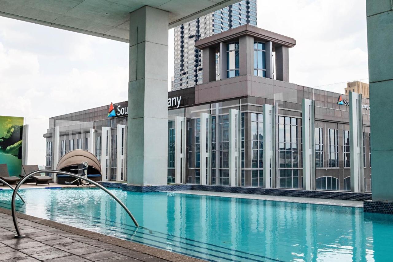 W Downtown 4*